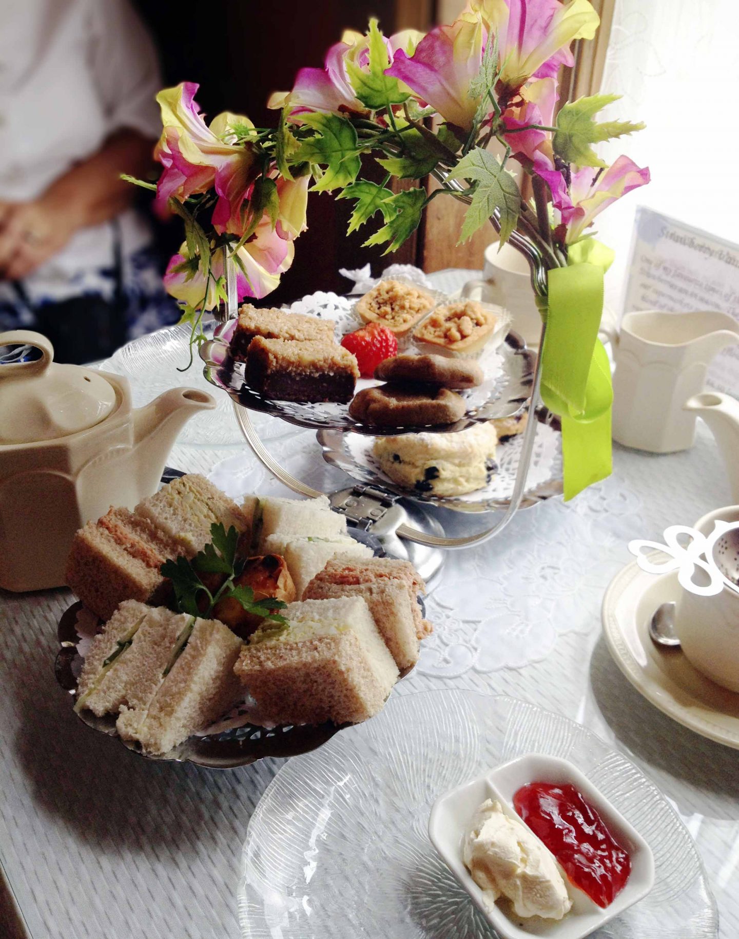 High Tea at The Tea Room in Streetsville, Canada – Haute – A Toronto Fashion & Lifestyle Blog – hautecanada.com – 9