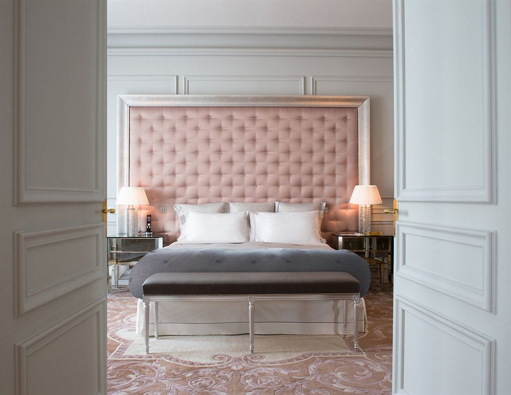 Travel // Le Royal Monceau Raffles Hotel in Paris