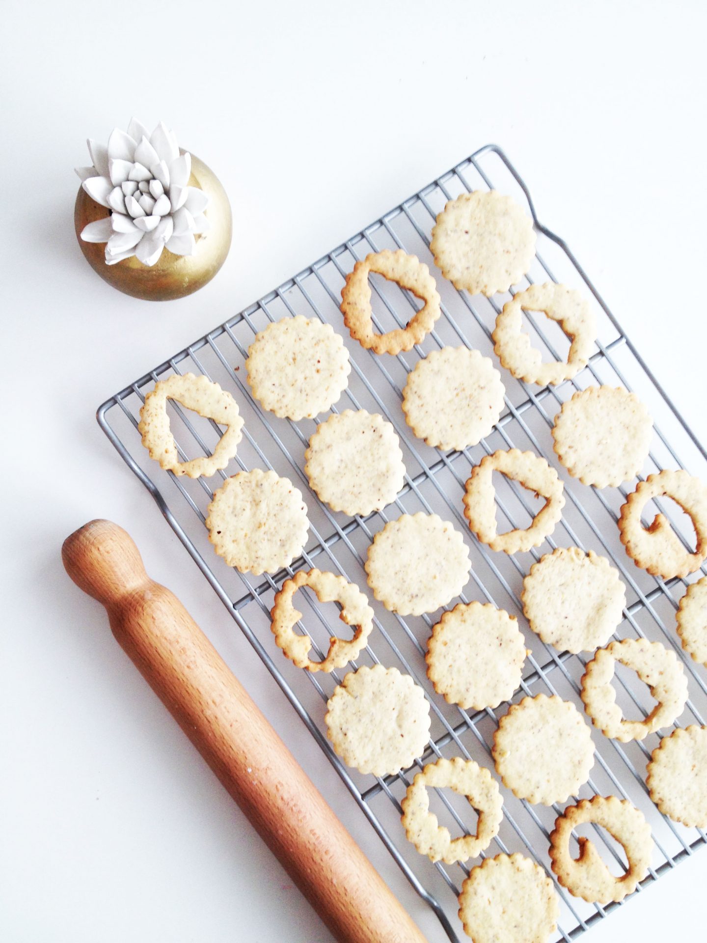 Recipe-How-To-Make-Spitzbuben-Swiss-Jam-Cookies