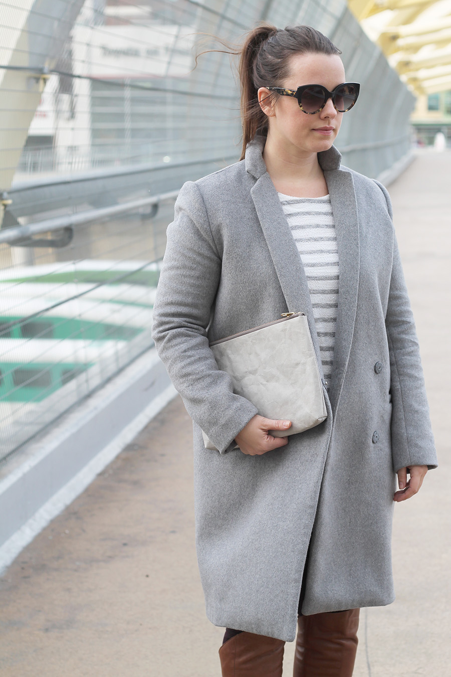 Fashion, Life and Style, Toronto Bloggers, Grey Wool Coat, Paper Cluich, Fashion Inspiration