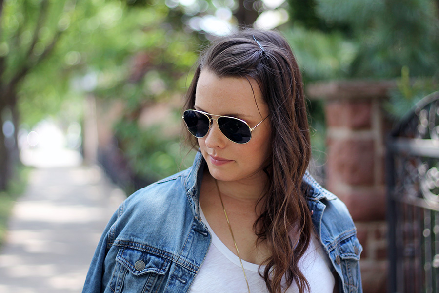 accessorize-how-to-wear-aviator-sunglasses - A Side Of Style