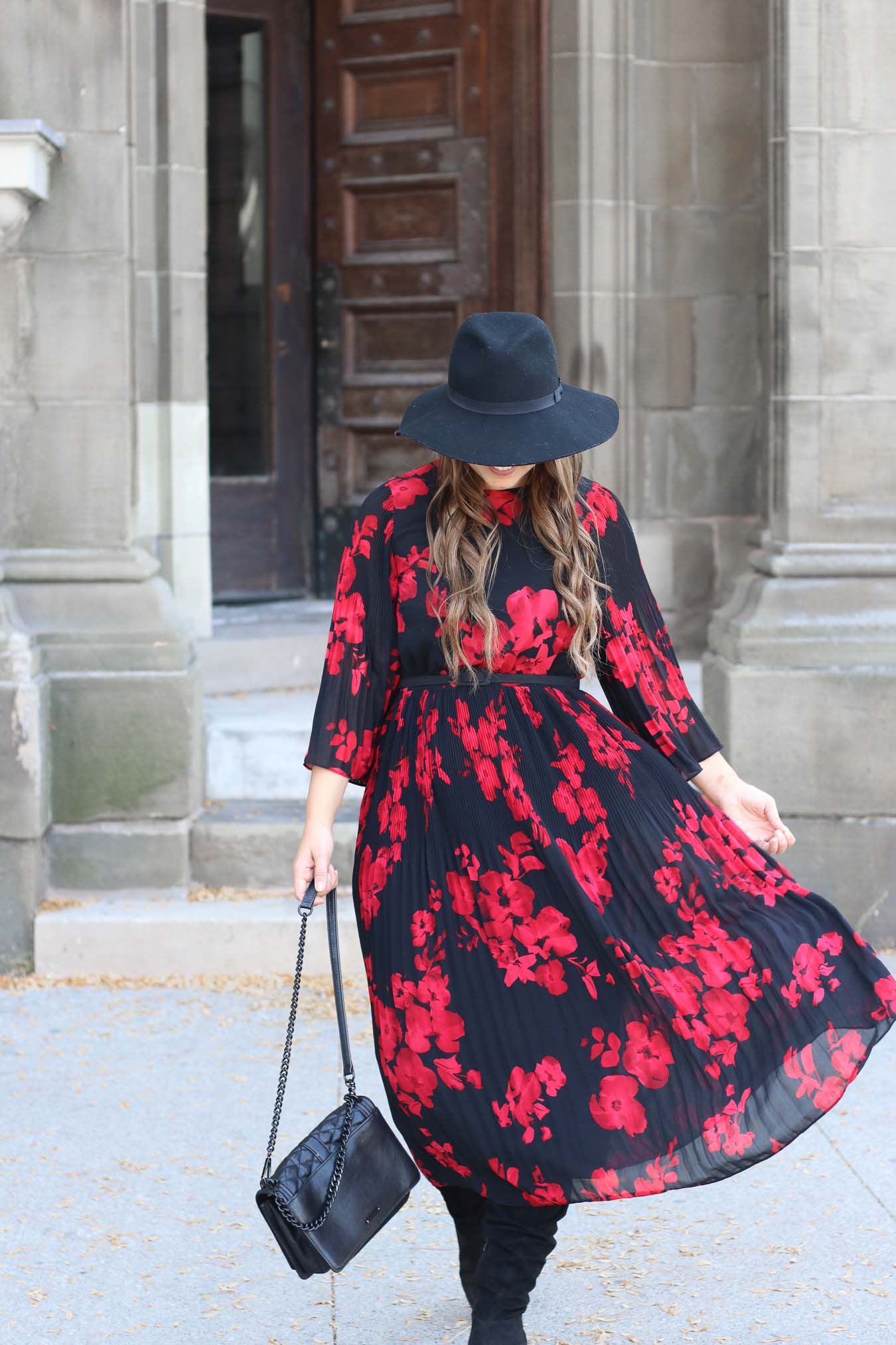 red floral dress outfit